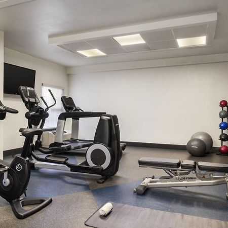 Four Points By Sheraton Greensboro Airport Extérieur photo