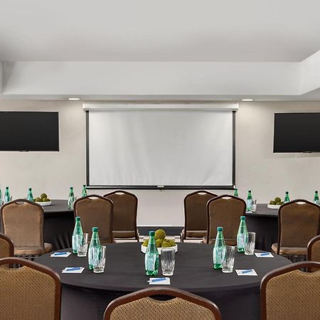 Four Points By Sheraton Greensboro Airport Extérieur photo