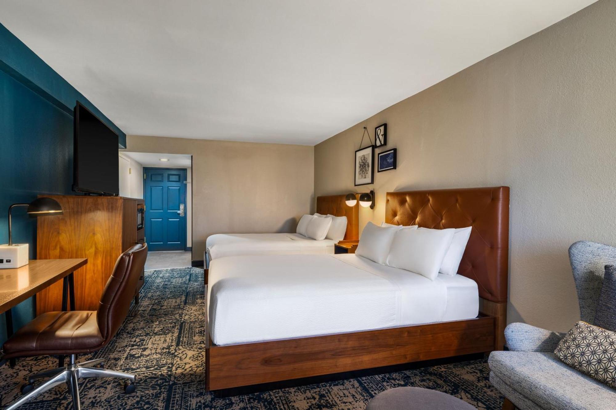 Four Points By Sheraton Greensboro Airport Extérieur photo