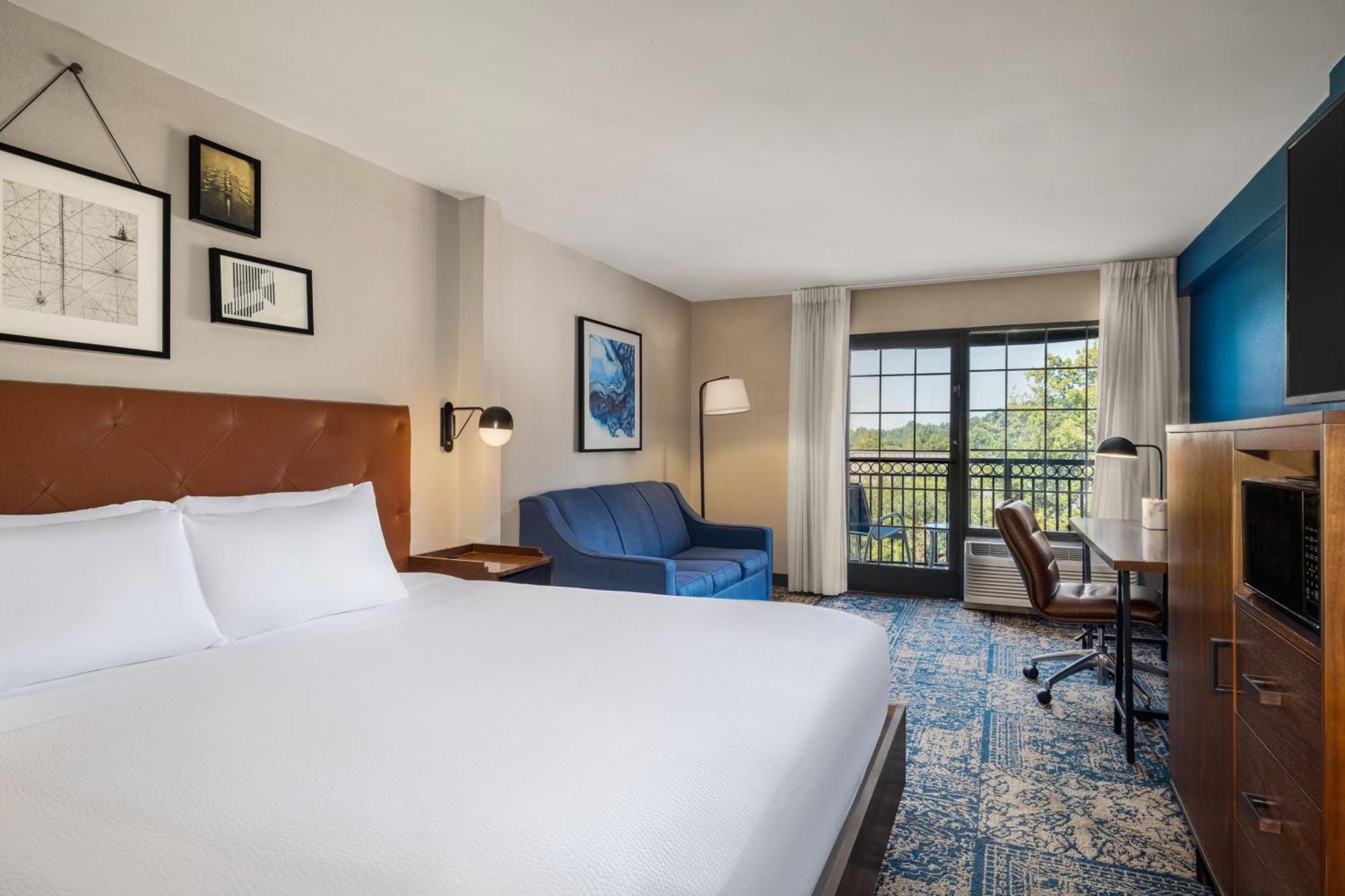 Four Points By Sheraton Greensboro Airport Extérieur photo
