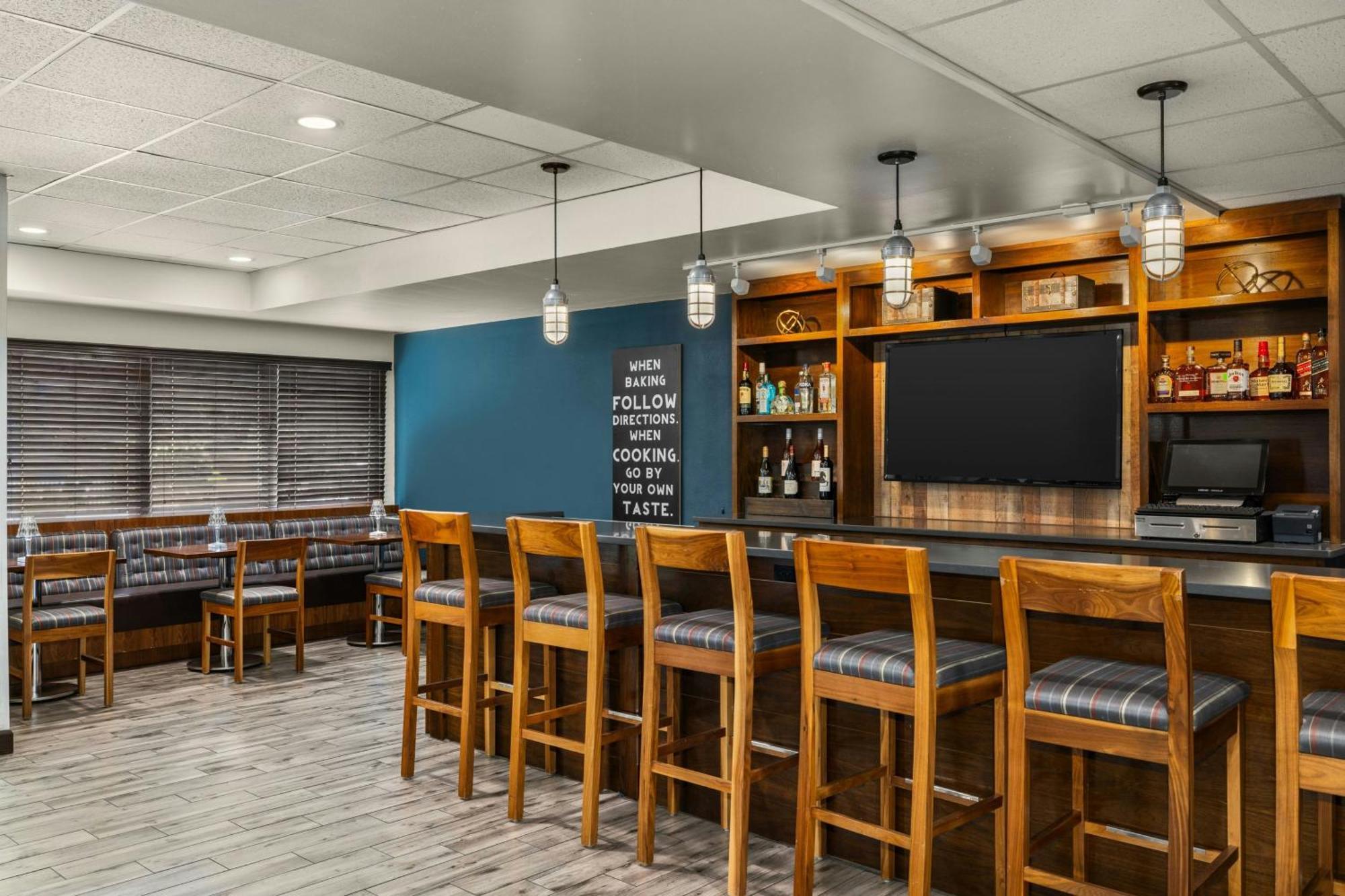 Four Points By Sheraton Greensboro Airport Extérieur photo