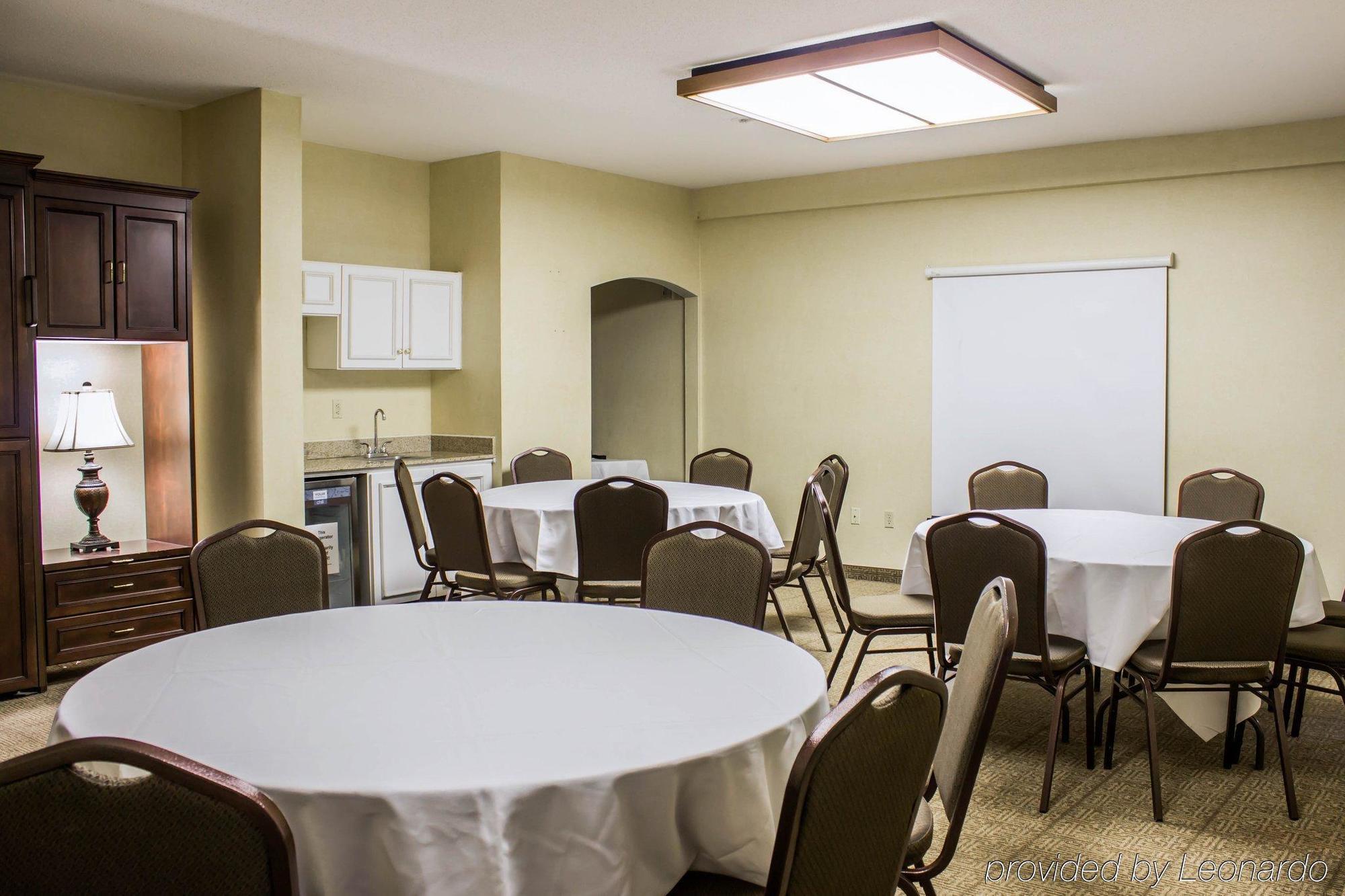 Four Points By Sheraton Greensboro Airport Extérieur photo
