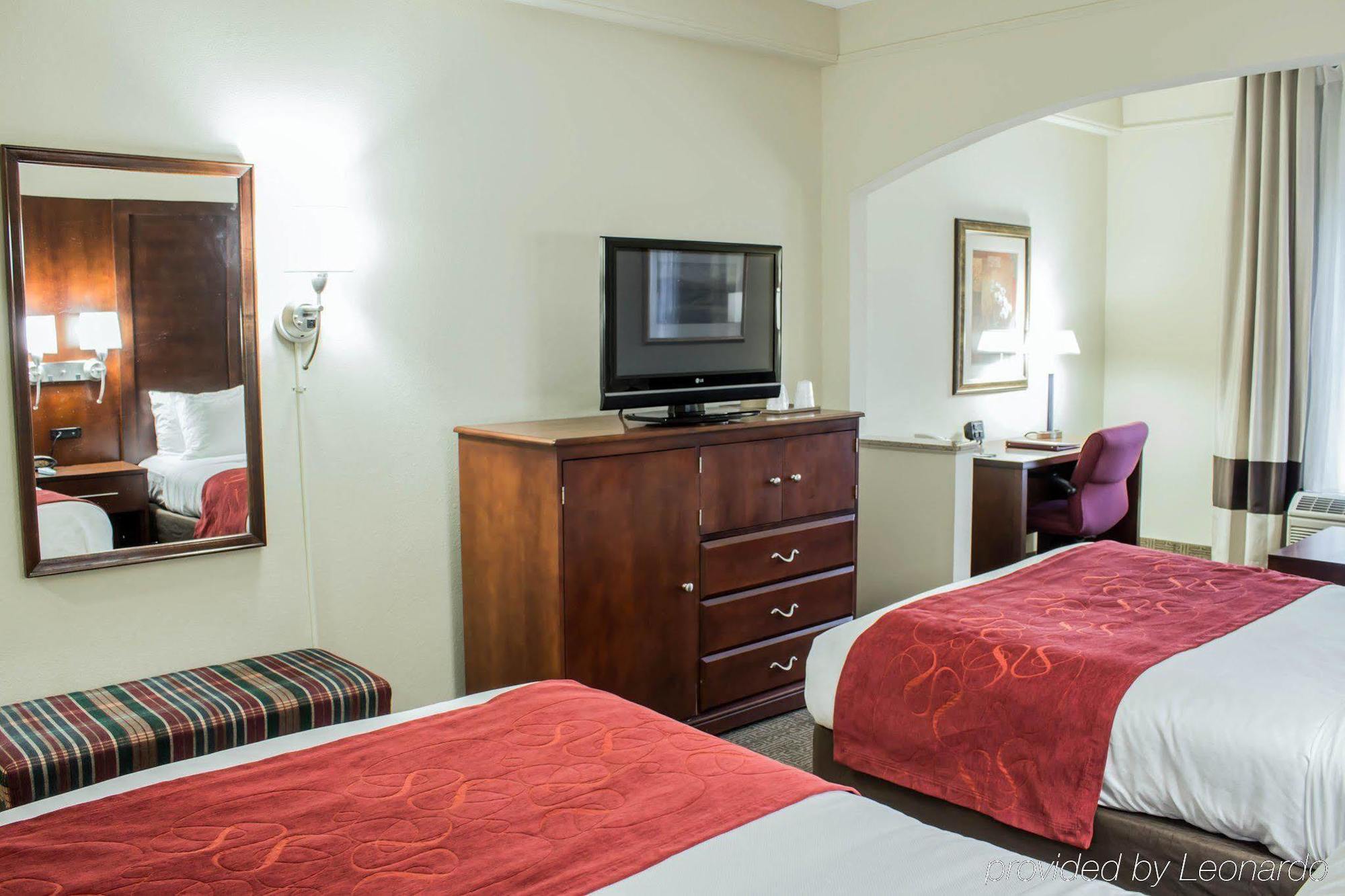 Four Points By Sheraton Greensboro Airport Extérieur photo