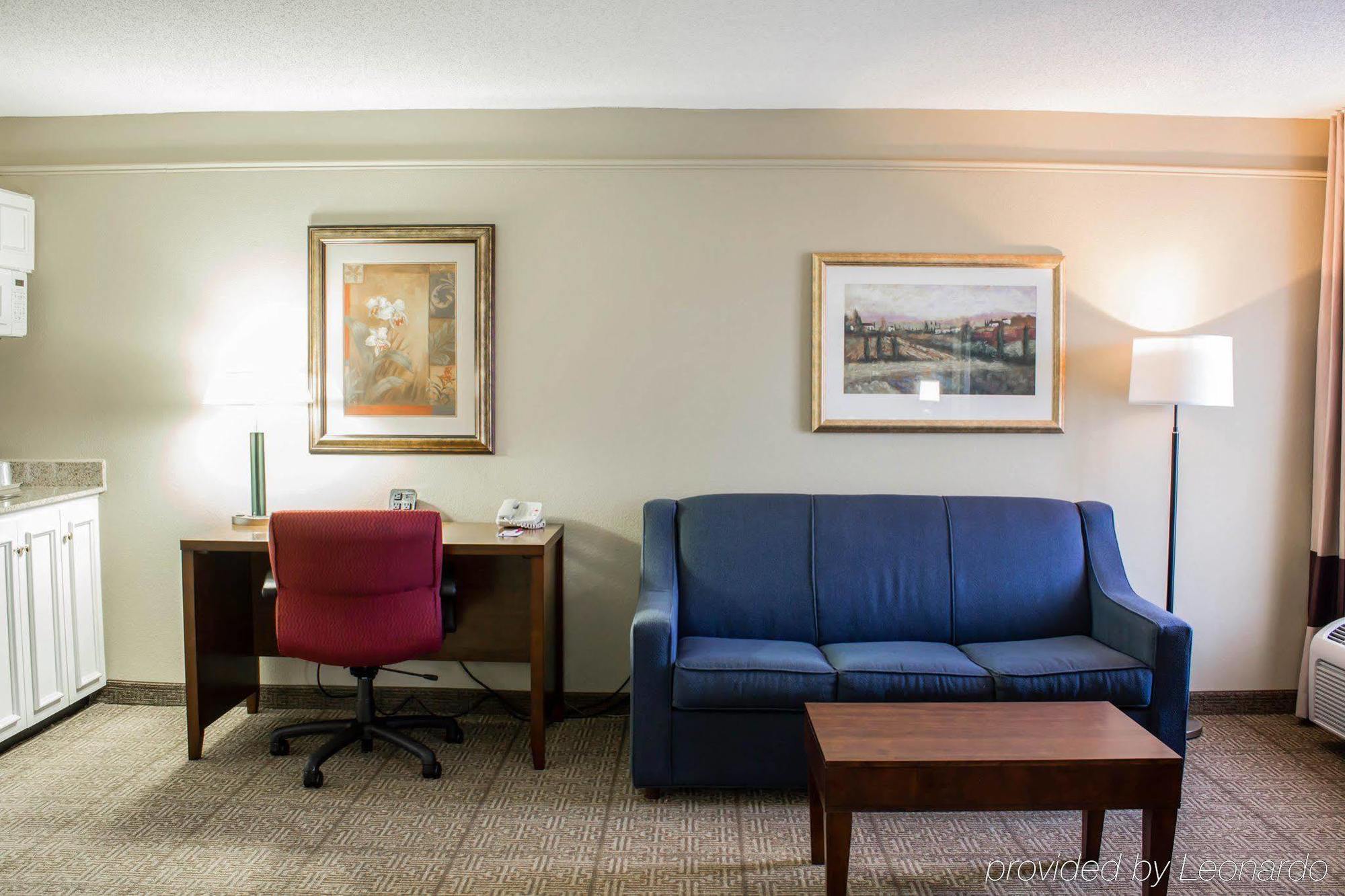 Four Points By Sheraton Greensboro Airport Extérieur photo